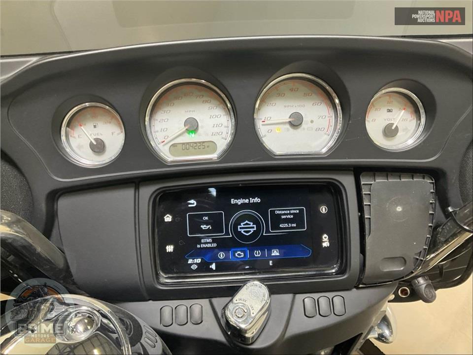 2022 Harley-Davidson FLHX STREET GLIDE — фото 5