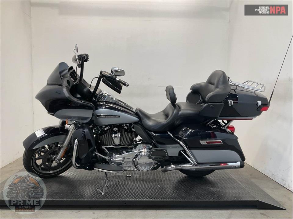 2019 Harley-Davidson FLTRU ROAD GLIDE ULTRA — фото 3