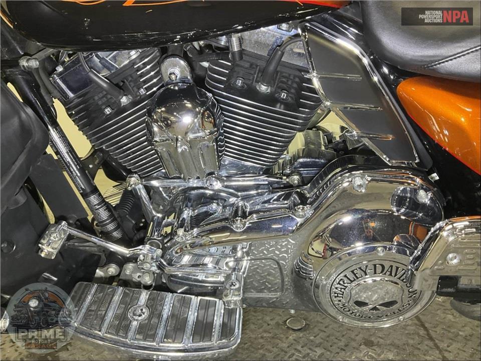 2016 Harley-Davidson FLHTK ELECTRA GLIDE ULTRA LIMITED — фото 7