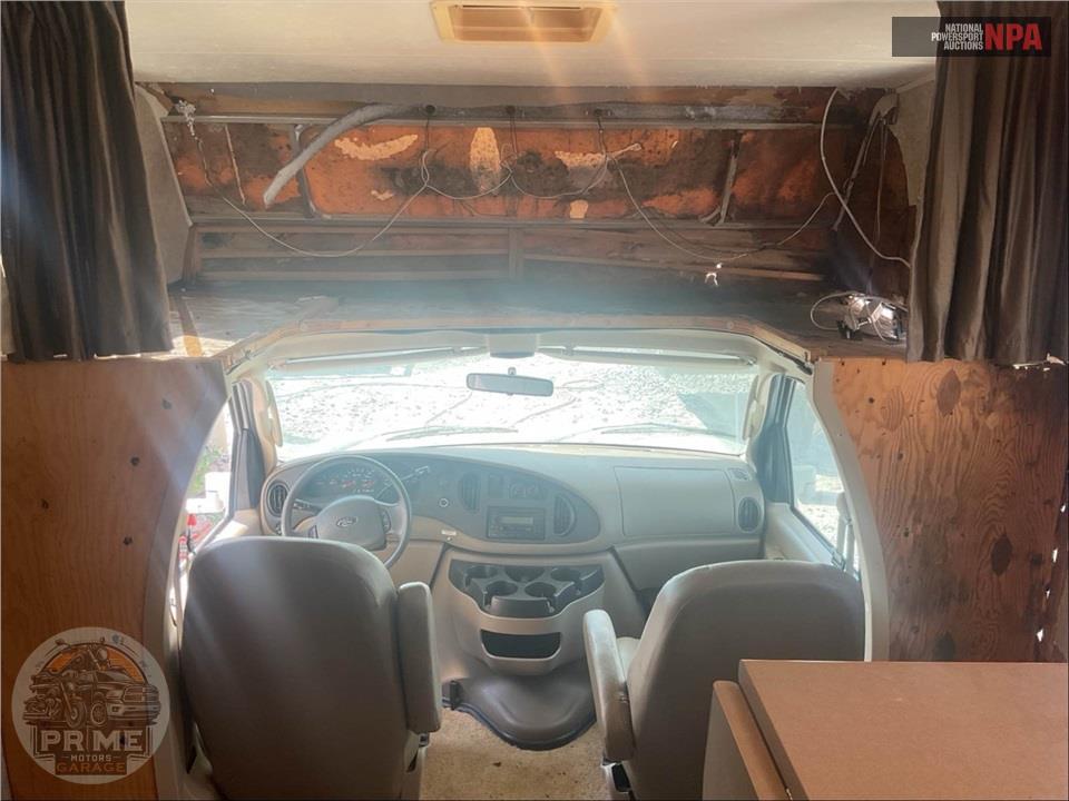 2007 Coachmen M-3130 IS-FORD (**) - FREELANDER SERIES — фото 17