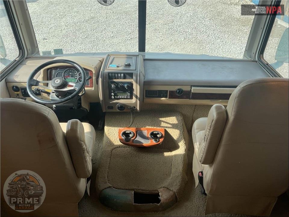 2008 Bounder M-38P WORKHORSE 340HP — фото 24