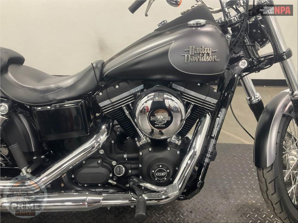 2017 Harley-Davidson FXDB STREET BOB — фото 6