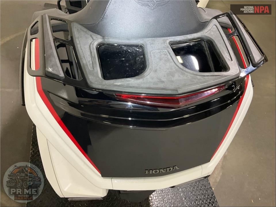 2024 Honda GL1800D GOLDWING TOUR DCT — фото 18