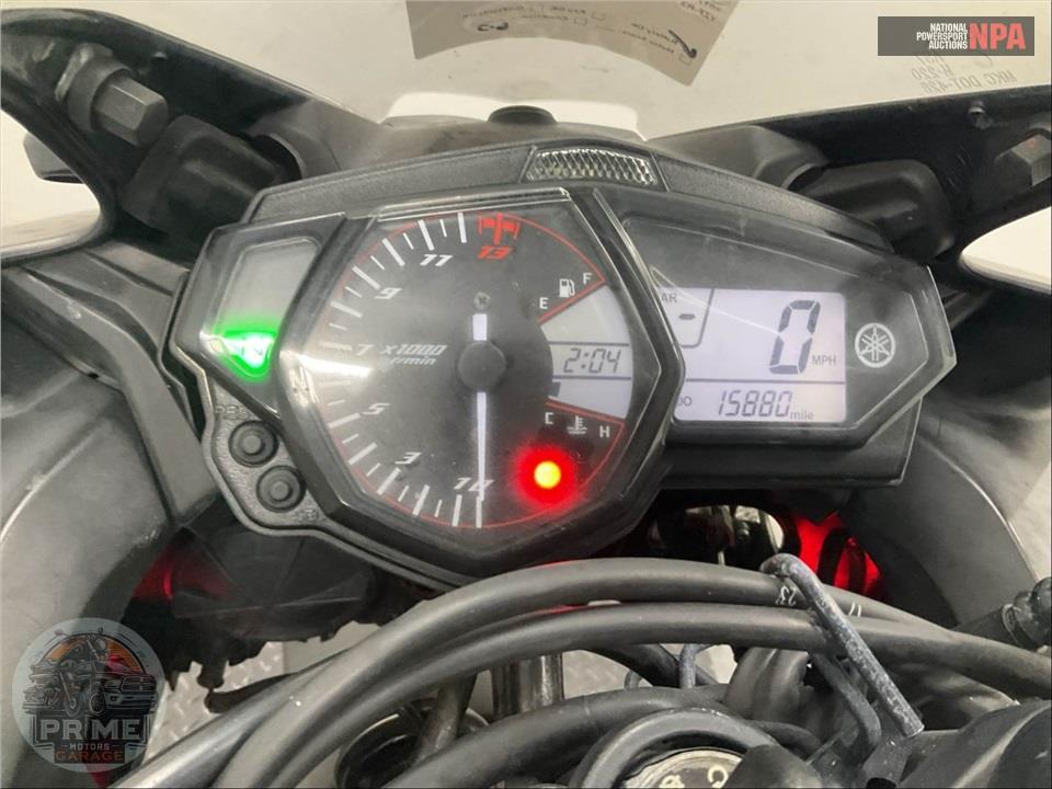 2017 Yamaha YZF-R3 — фото 5