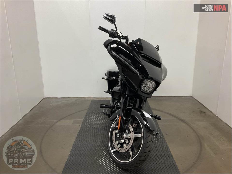 2025 Harley-Davidson FLHX STREET GLIDE — фото 2