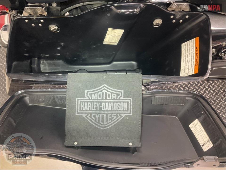 2008 Harley-Davidson FLHTCU ULTRA CLASSIC ELECTRA GLIDE — фото 26