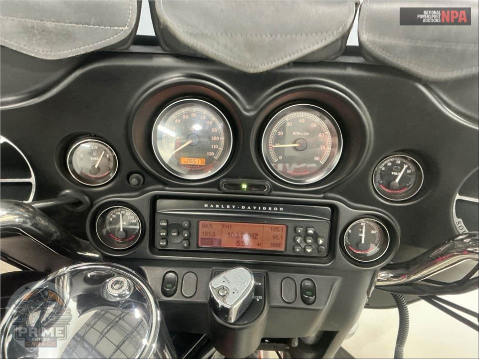 2006 Harley-Davidson FLHTCI ELECTRA GLIDE CLASSIC — фото 4