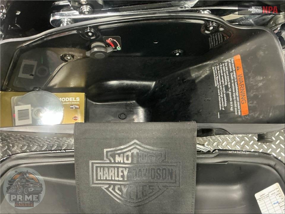 2016 Harley-Davidson FLD-103 DYNA SWITCHBACK — фото 20