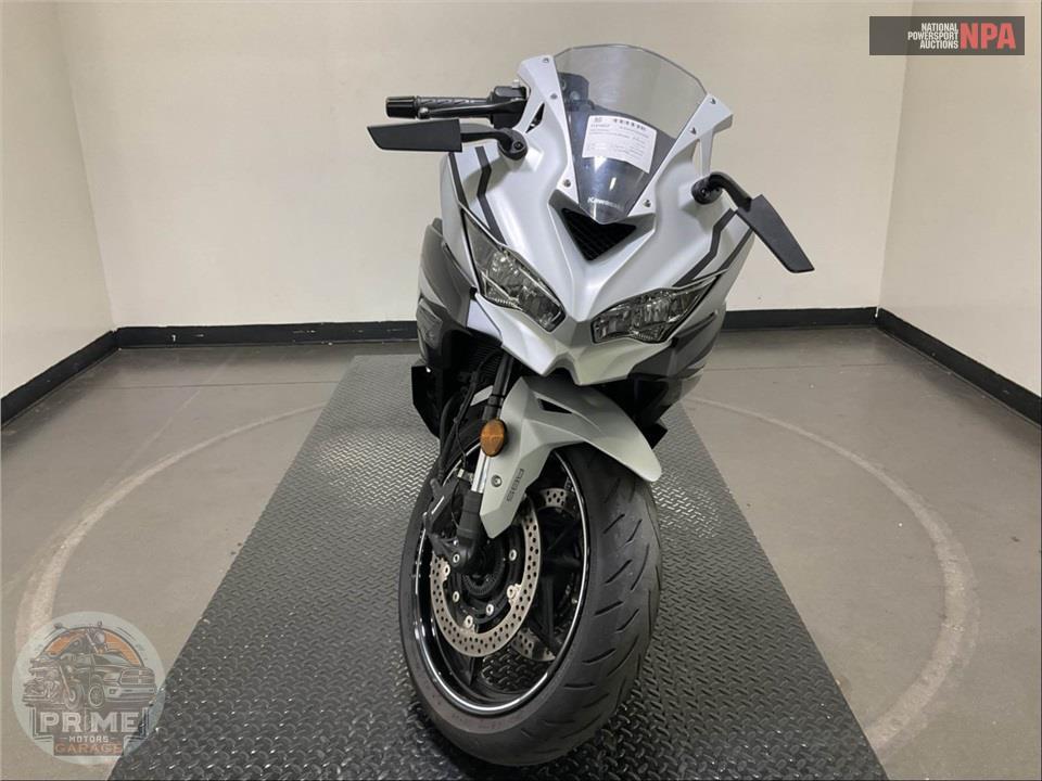 2025 Kawasaki ZX400SSFAL NINJA ZX-4RR (ABS) — фото 2