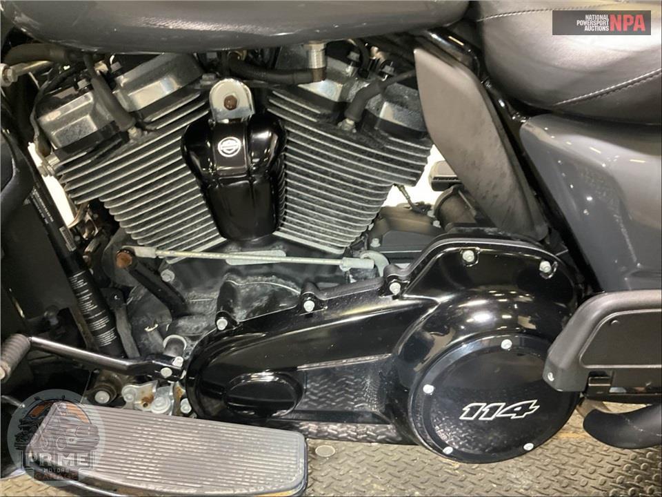 2022 Harley-Davidson FLHTK ULTRA LIMITED — фото 7