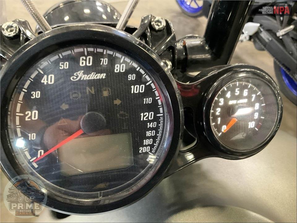 2021 Indian Motorcycle SCOUT BOBBER (ABS, BLACK SMOKE) — фото 6