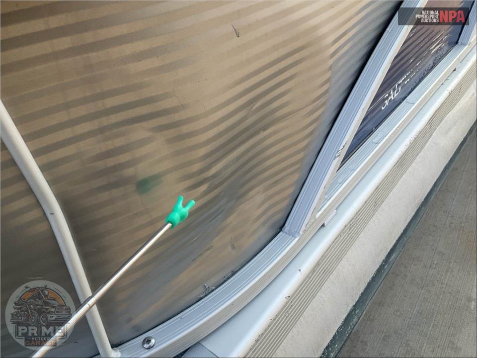 2023 Bennington Pontoons 22 SS(*) S SERIES L=23/E=1-150HP MERCURY OB — фото 37