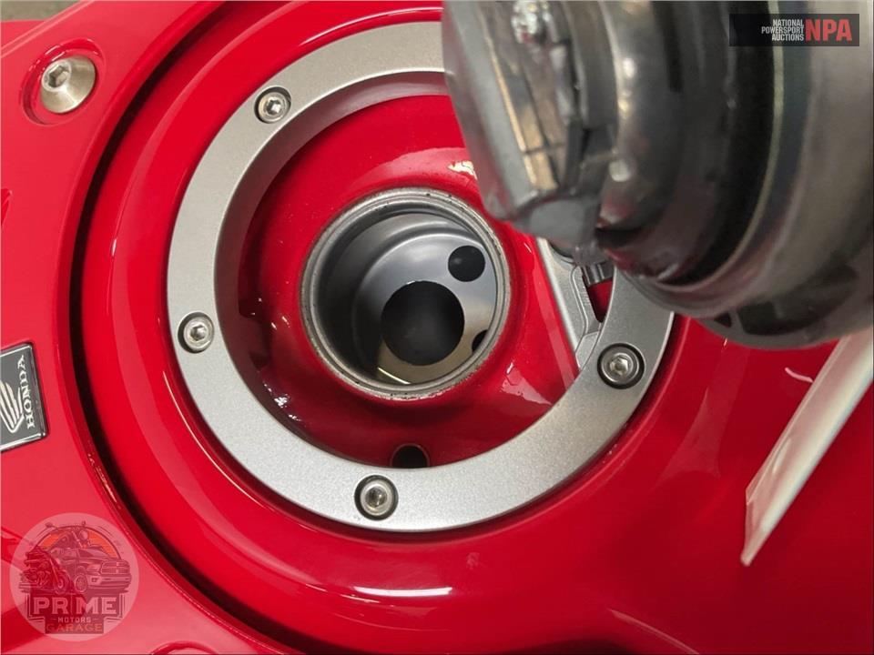 2024 Honda CBR650R E-CLUTCH — фото 15