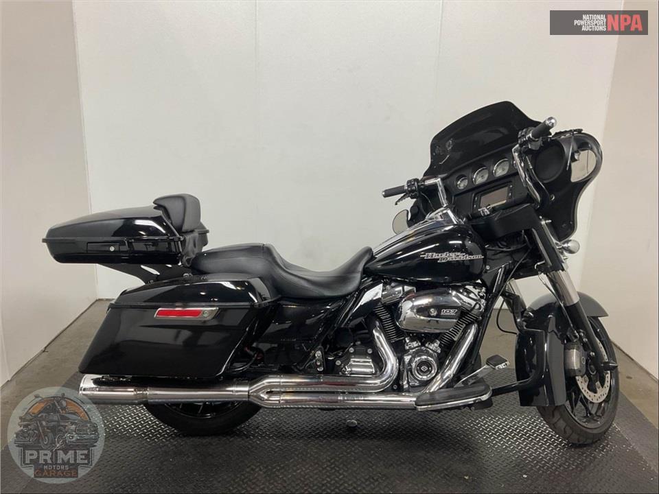 2018 Harley-Davidson FLHX STREET GLIDE — фото 1