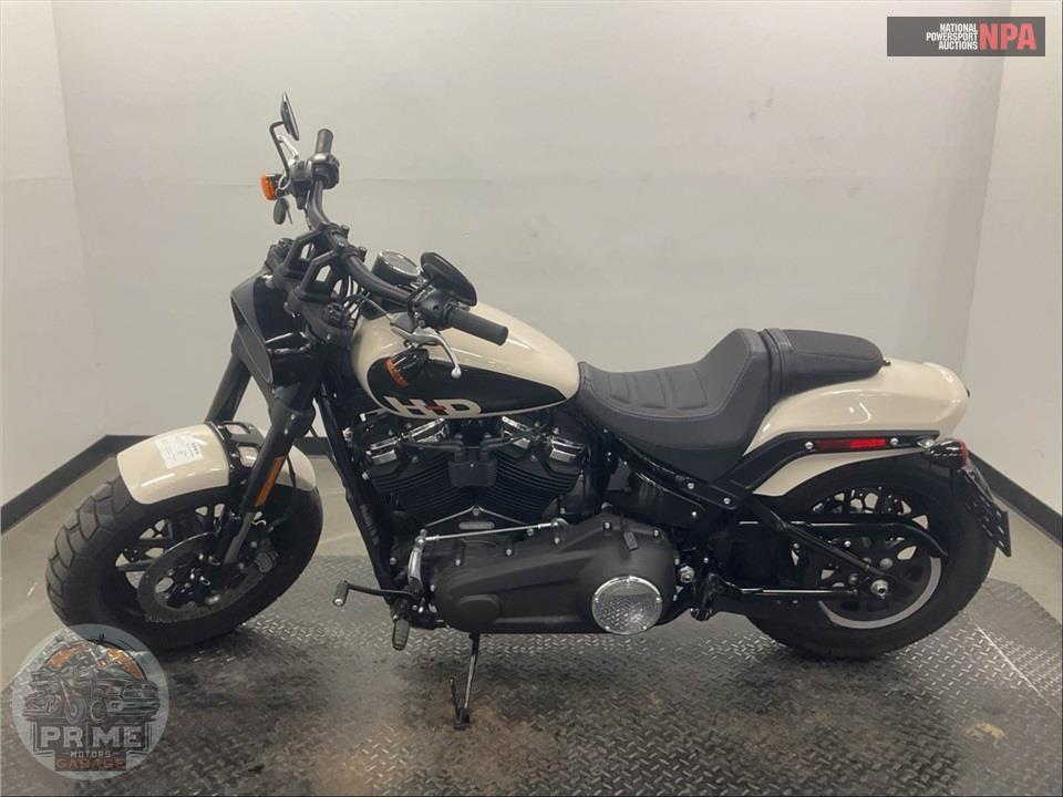 2022 Harley-Davidson FXFBS FAT BOB 114 — фото 3