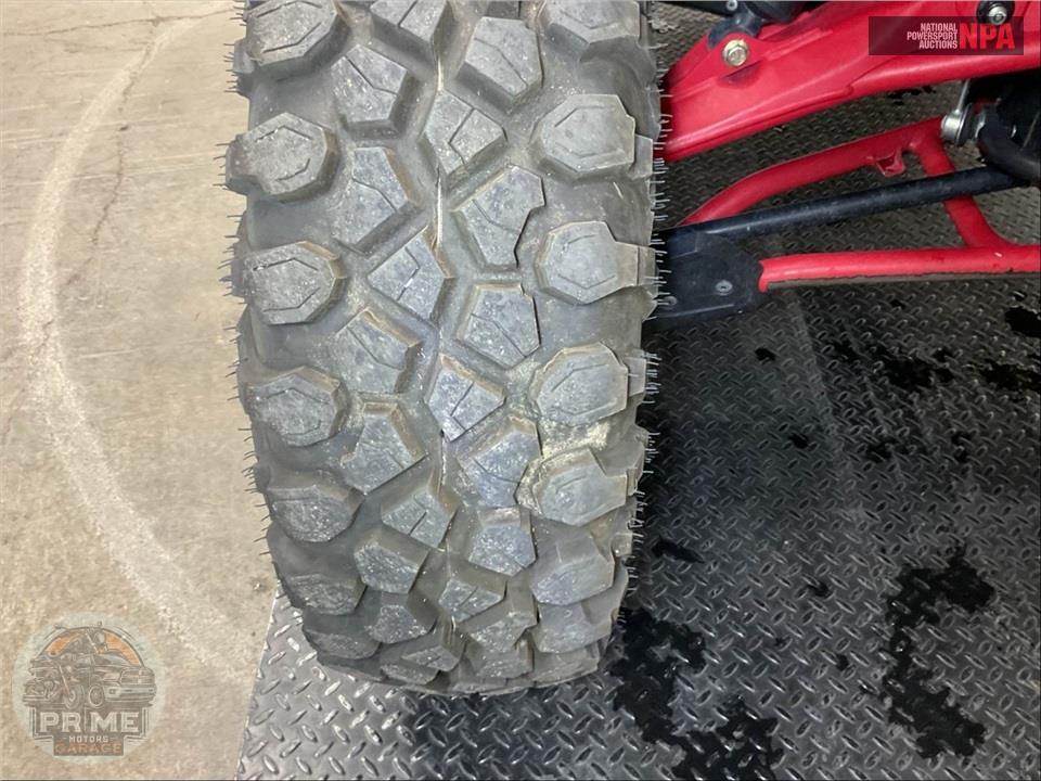 2025 Can-Am DEFENDER X MR HD10 — фото 17