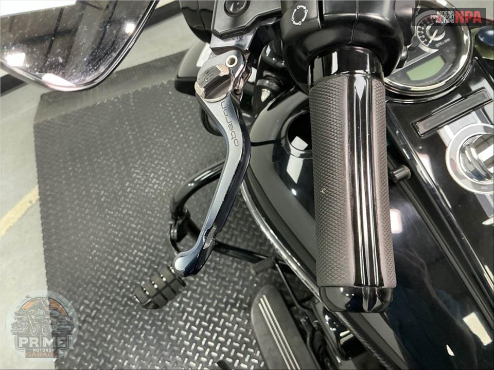 2017 Harley-Davidson FLHRXS ROAD KING SPECIAL — фото 55