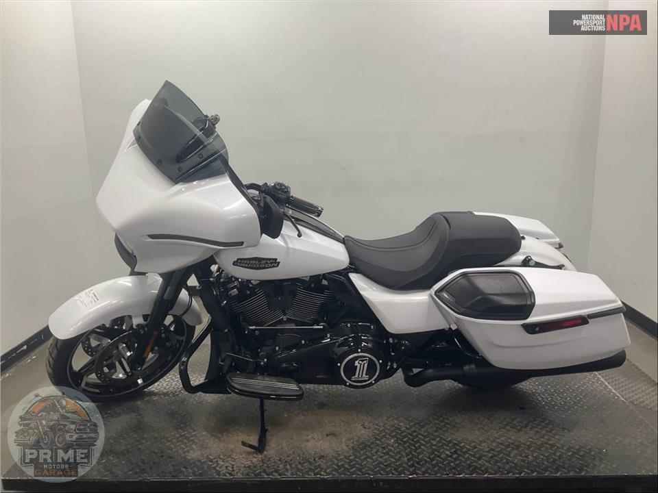 2025 Harley-Davidson FLHX STREET GLIDE — фото 3