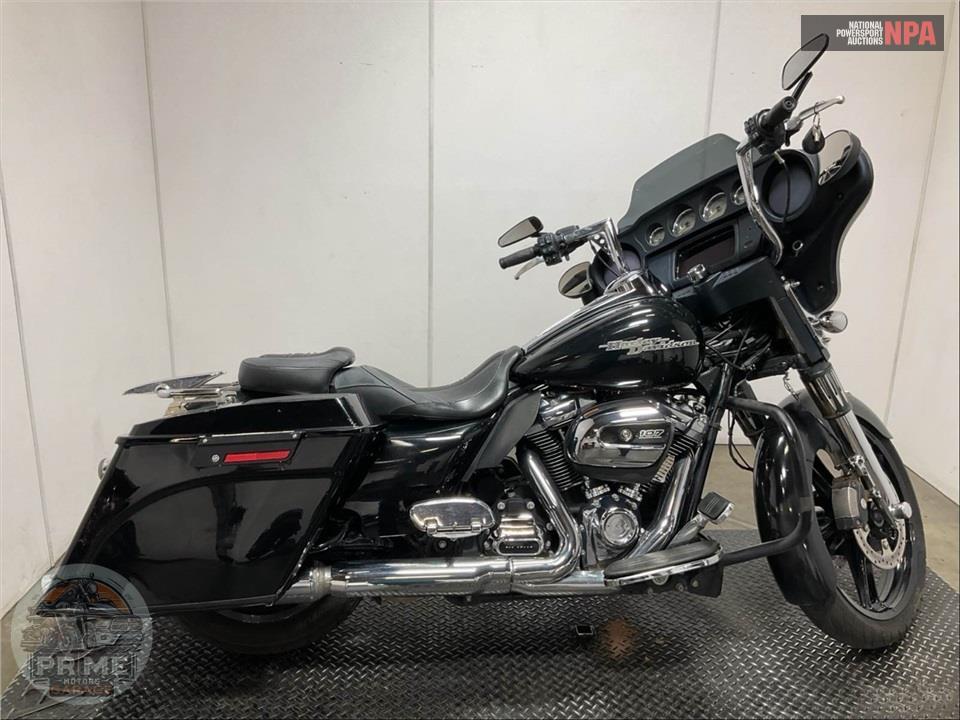 2019 Harley-Davidson FLHX STREET GLIDE — фото 1