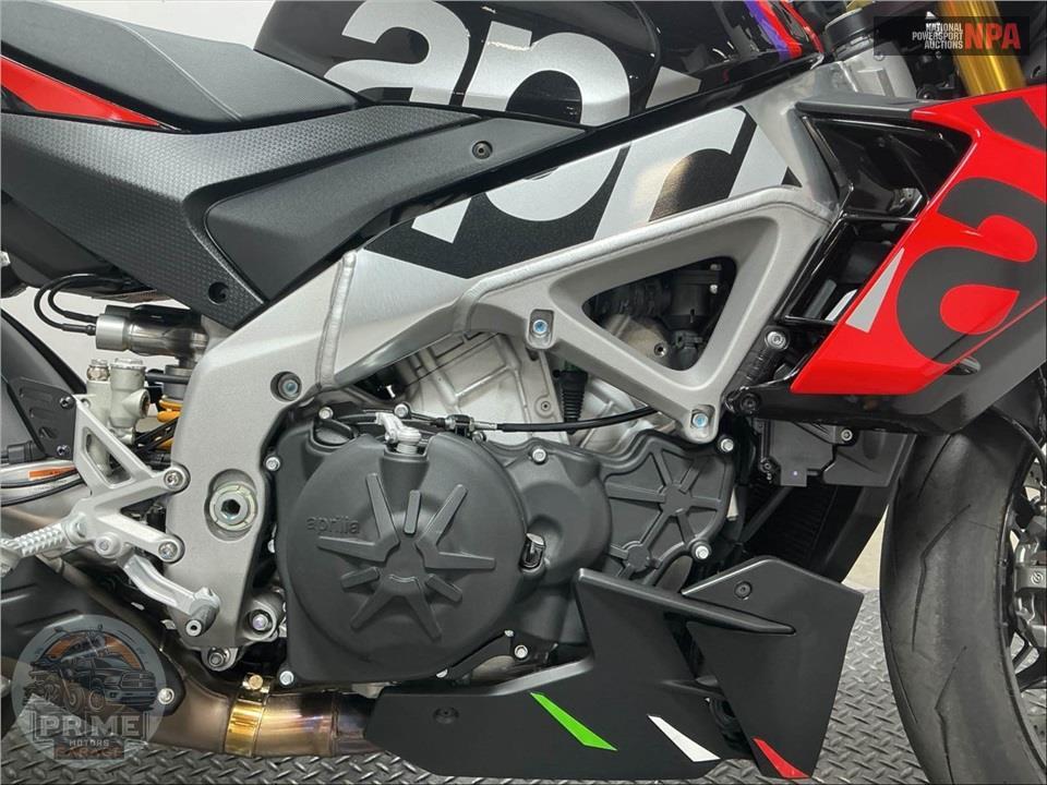 2024 Aprilia TUONO V4 FACTORY 1100 — фото 6