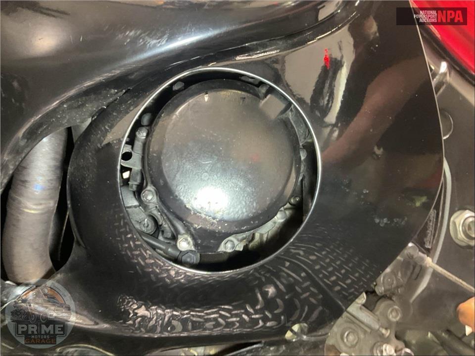 2011 Suzuki GSX1300RL1 HAYABUSA — фото 11