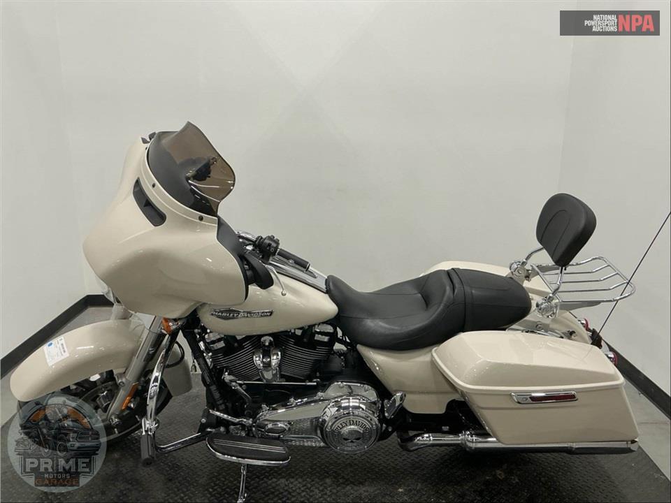 2022 Harley-Davidson FLHX STREET GLIDE — фото 3