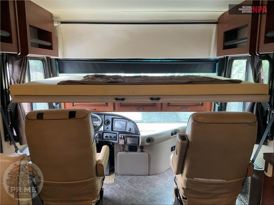 2015 Excursion M-33D (300HP) — фото 14