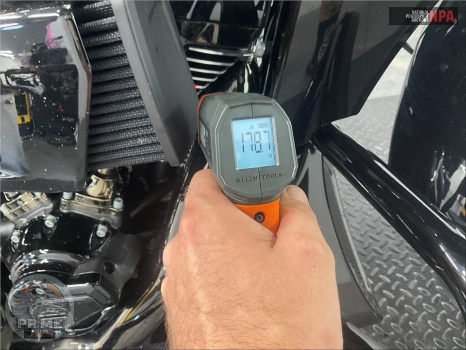 2025 Harley-Davidson FLTRXSE CVO ROAD GLIDE — фото 8