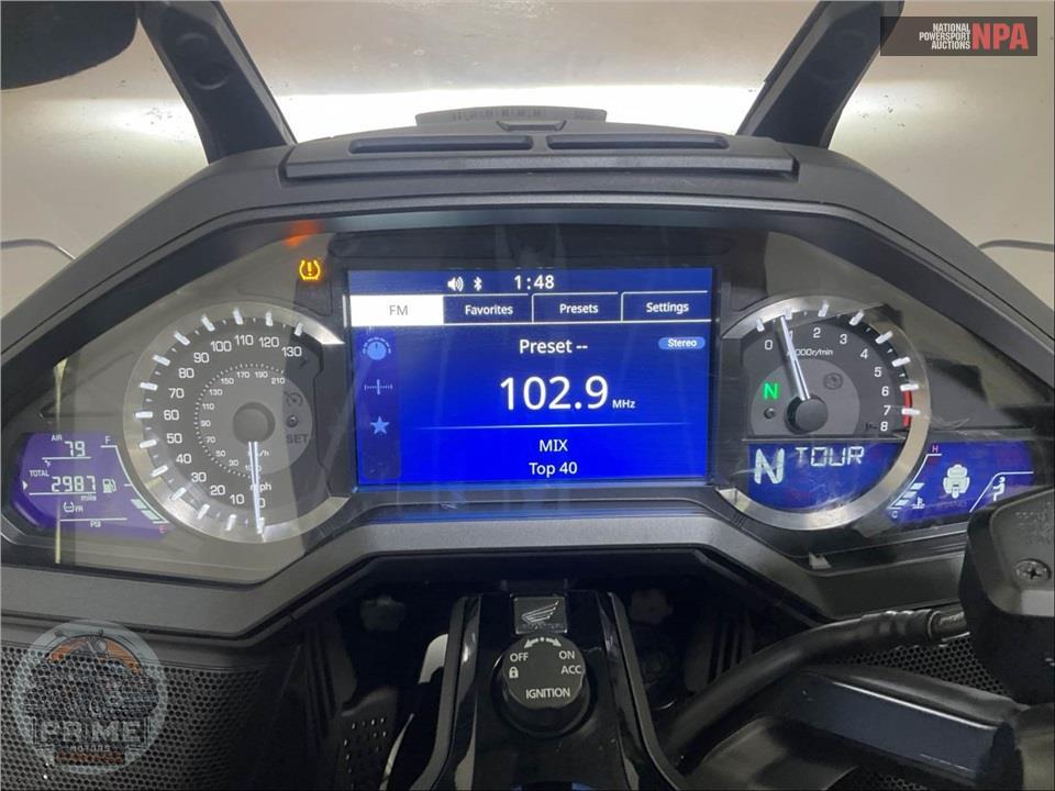 2025 Honda GOLD WING TOUR AUTOMATIC DCT — фото 5