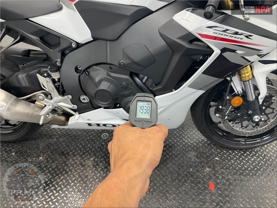 2026 Honda CBR1000RR — фото 8