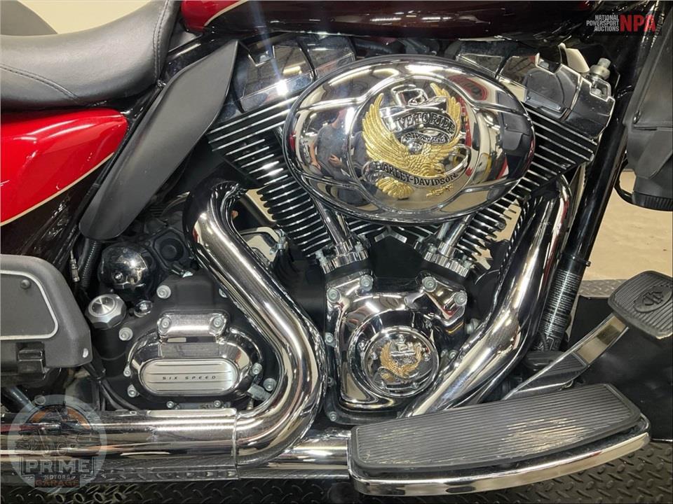 2011 Harley-Davidson FLHTK ELECTRA GLIDE UL LI — фото 6