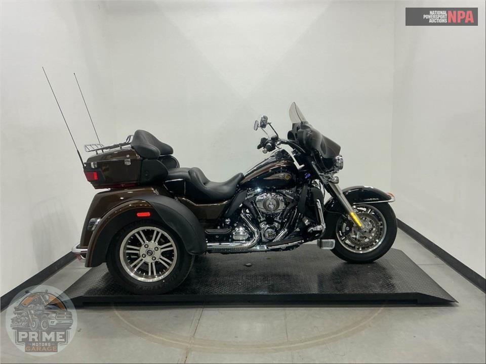 2013 Harley-Davidson FLHTCUTG TGLIDE UL CL ANN — фото 1