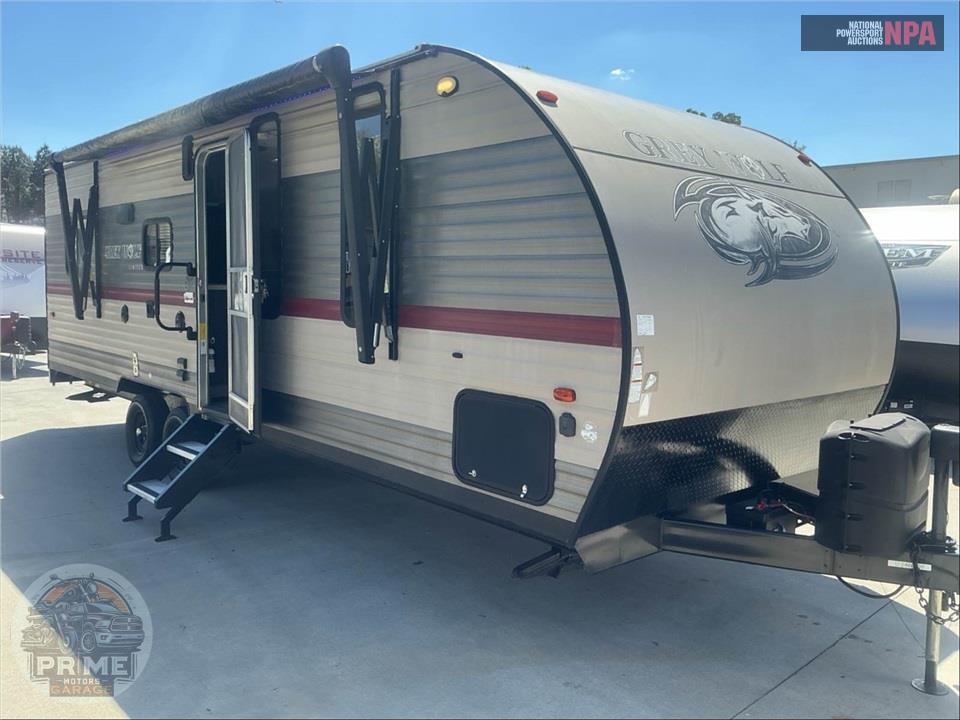 2019 Cherokee By Forest River M-22RR GREY WOLF TOY HAULER SERIES — фото 1