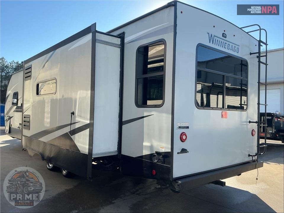 2020 Voyage By Winnebago M-3235RL - FIFTH WHEEL SERIES — фото 3