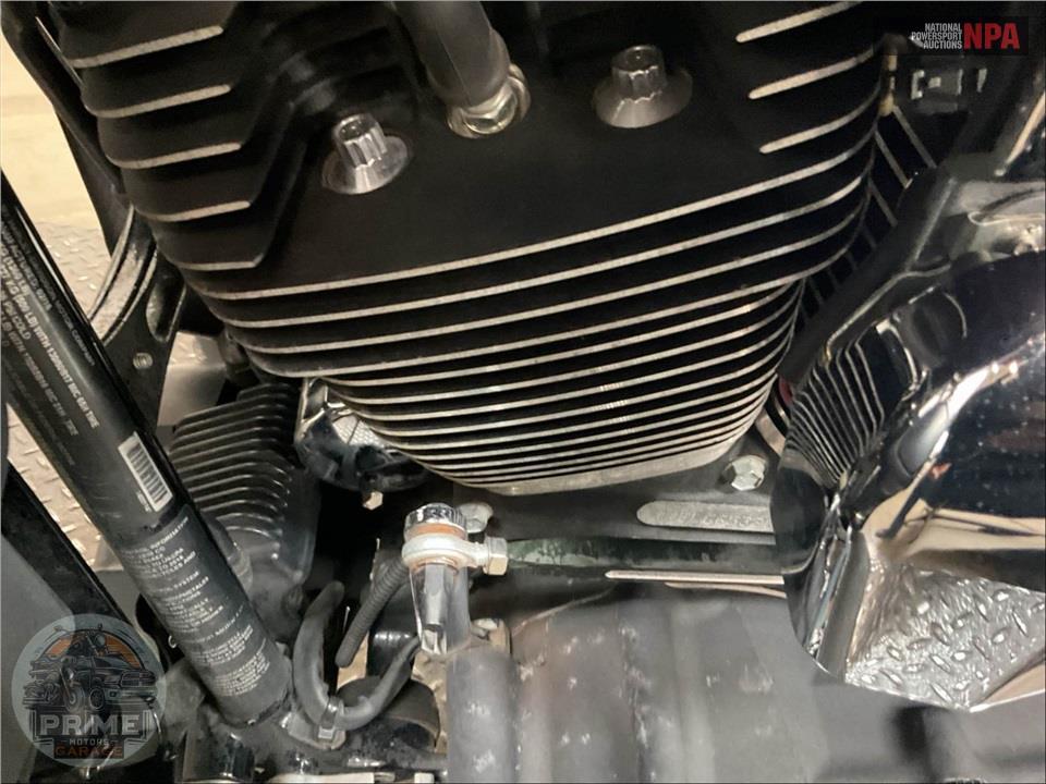 2016 Harley-Davidson FLHTK ELECTRA GLIDE ULTRA LIMITED — фото 9