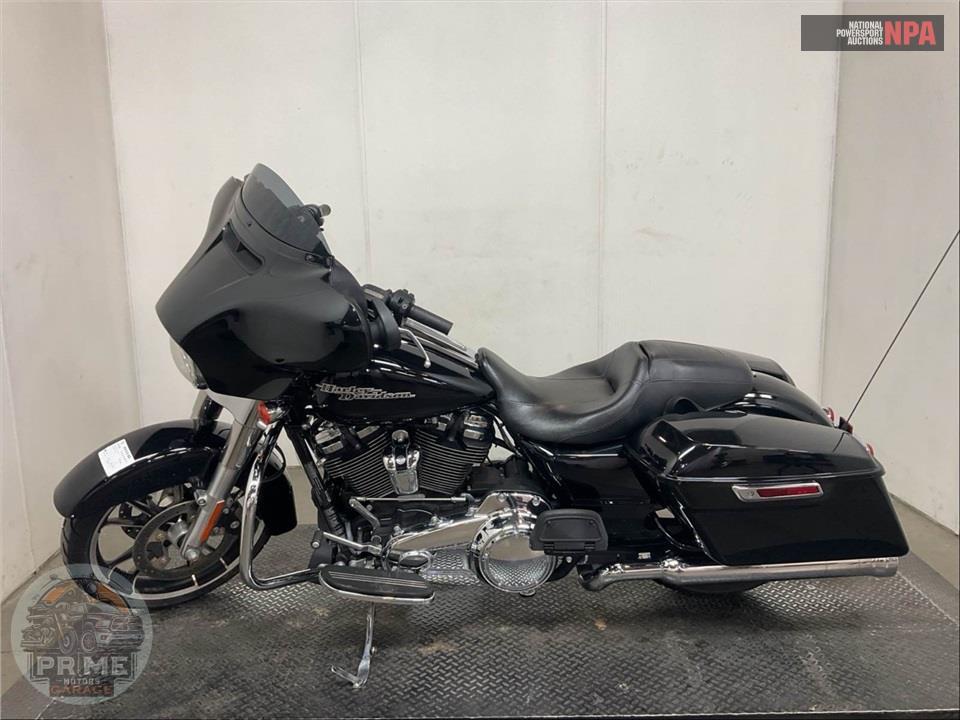 2020 Harley-Davidson FLHX STREET GLIDE — фото 3
