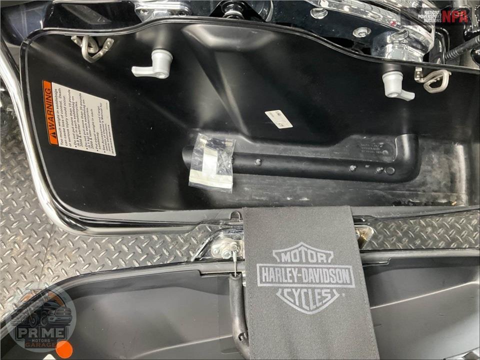 2020 Harley-Davidson FLHX STREET GLIDE — фото 15