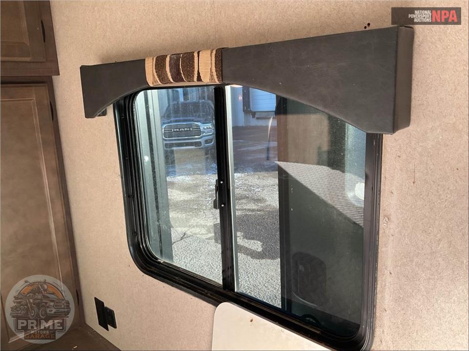 2019 Sunset Park Rv M-23WQBS - SUN LITE SERIES — фото 32
