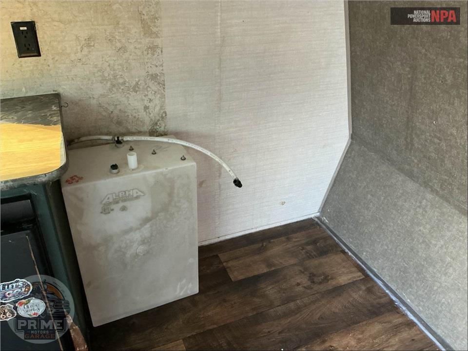 2017 Keystone Rv M-1850 FL - SUMMERLAND MINI SERIES — фото 24