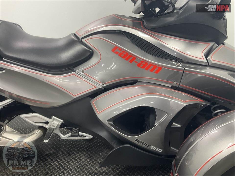 2011 Can-Am SPYDER RS SM5 — фото 6