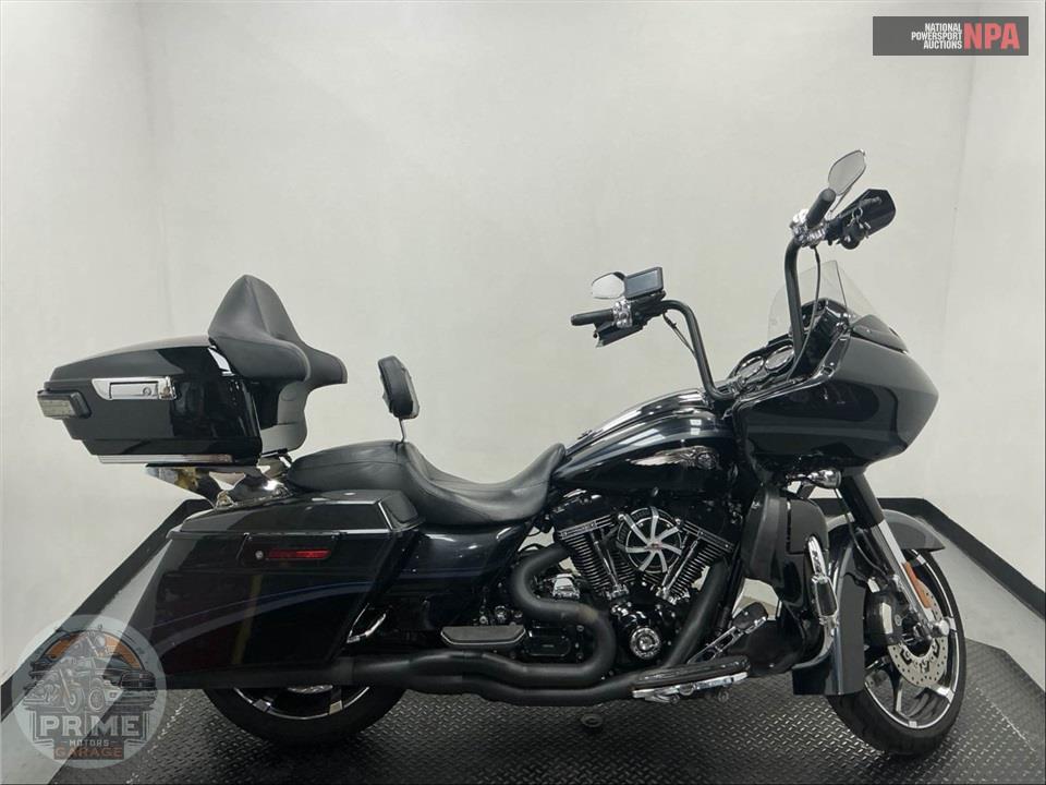 2013 Harley-Davidson FLTRXSE2 SCREAMIN EG ANN — фото 1