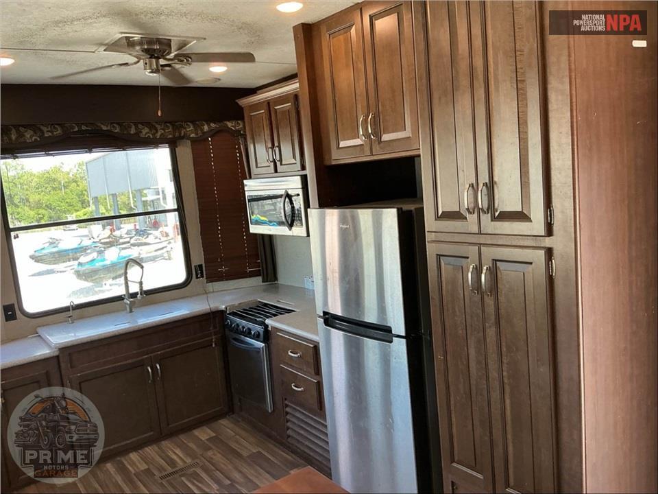 2017 Keystone Rv M-391 BHTS - RETREAT DESTINATION SERIES — фото 7