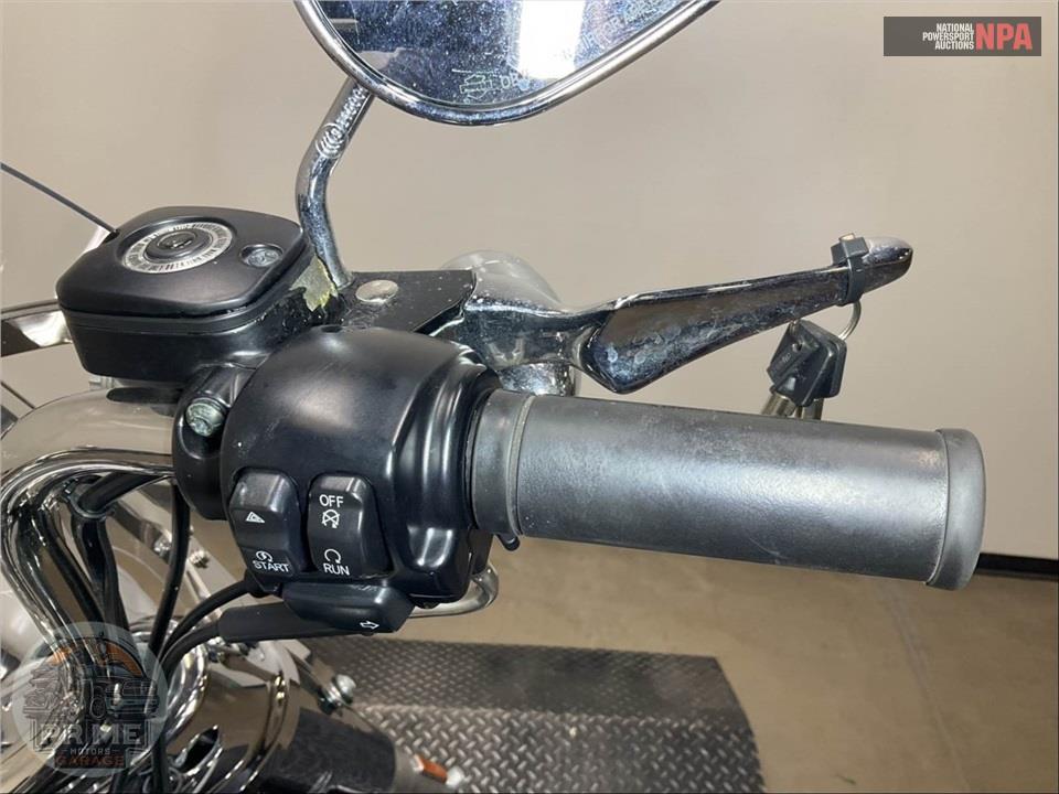 2014 Harley-Davidson FLD-103 DYNA SWITCHBACK — фото 28