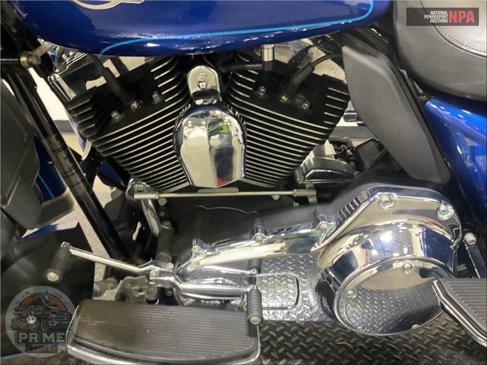 2010 Harley-Davidson FLHTCU ULTRA CLASSIC ELECTRA GLIDE — фото 7
