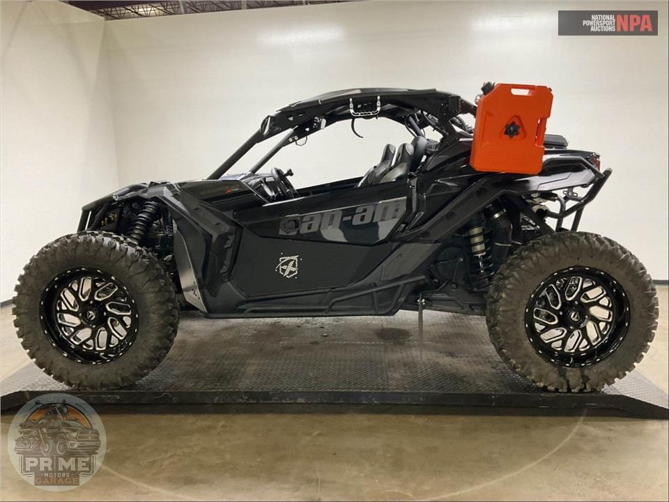 2017 Can-Am MAVERICK X3 X RS 1000R TURBO R — фото 3