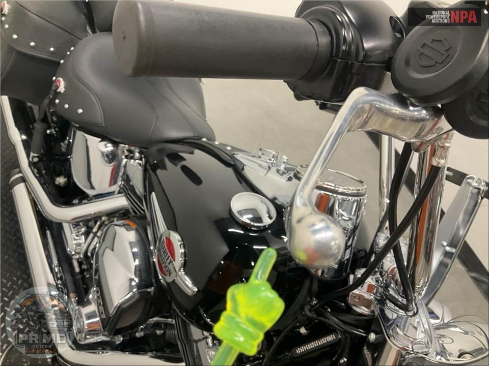 2016 Harley-Davidson FLSTC HERITAGE SOFTAIL CLASSIC — фото 33