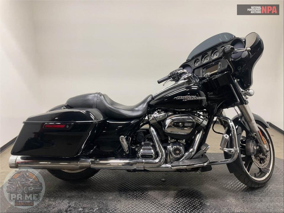 2017 Harley-Davidson FLHXS STREET GLIDE SPECIAL — фото 1