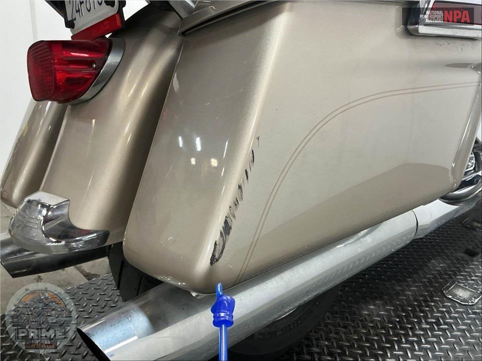 2018 Harley-Davidson FLHTCU ELECTRA GLIDE ULTRA CLASSIC — фото 29