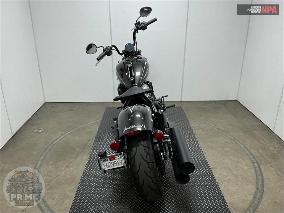2023 Indian Motorcycle CHIEF BOBBER DARK HORSE (JACK DANIELS) — фото 4