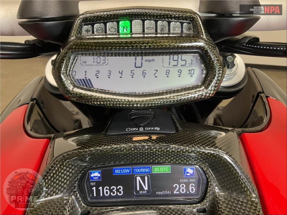 2011 Ducati DIAVEL CARBON — фото 5